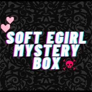 Soft E-Girl Gothic Mystery Box